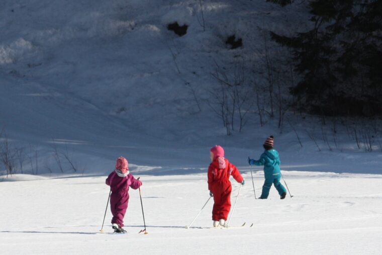 Children_skiing_IMG_3920