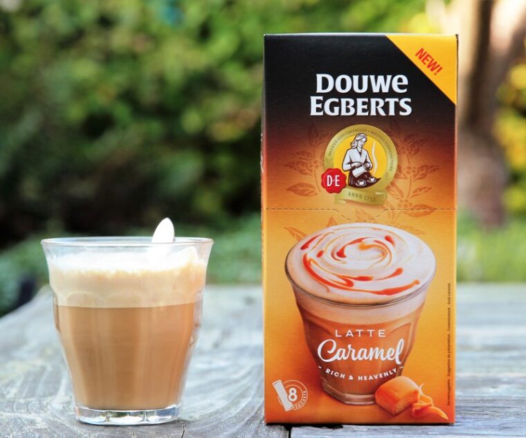 verwenkoffie-douwe egberts-latte caramel