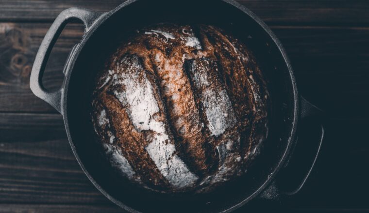 Brood bakken in een braadpan