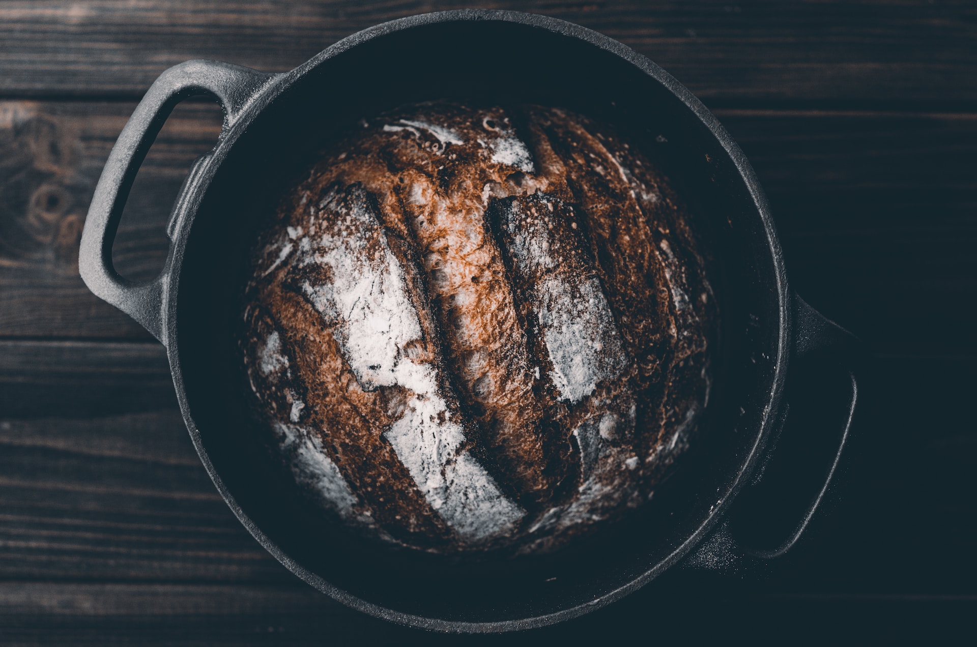 Brood bakken in een braadpan