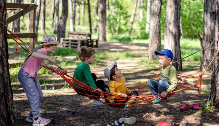 kinderen weer buitenspelen