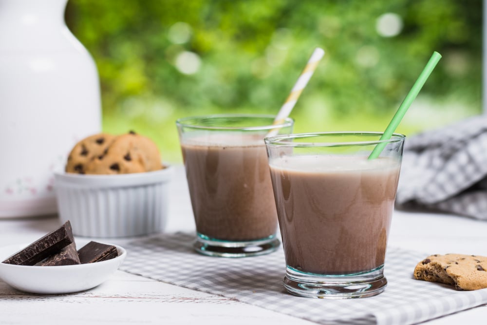 Chocolademelk-vlekken uit kleding verwijderen