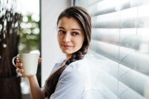 Mag de familiering niet gebruiken om haar ten huwelijk te vragen
