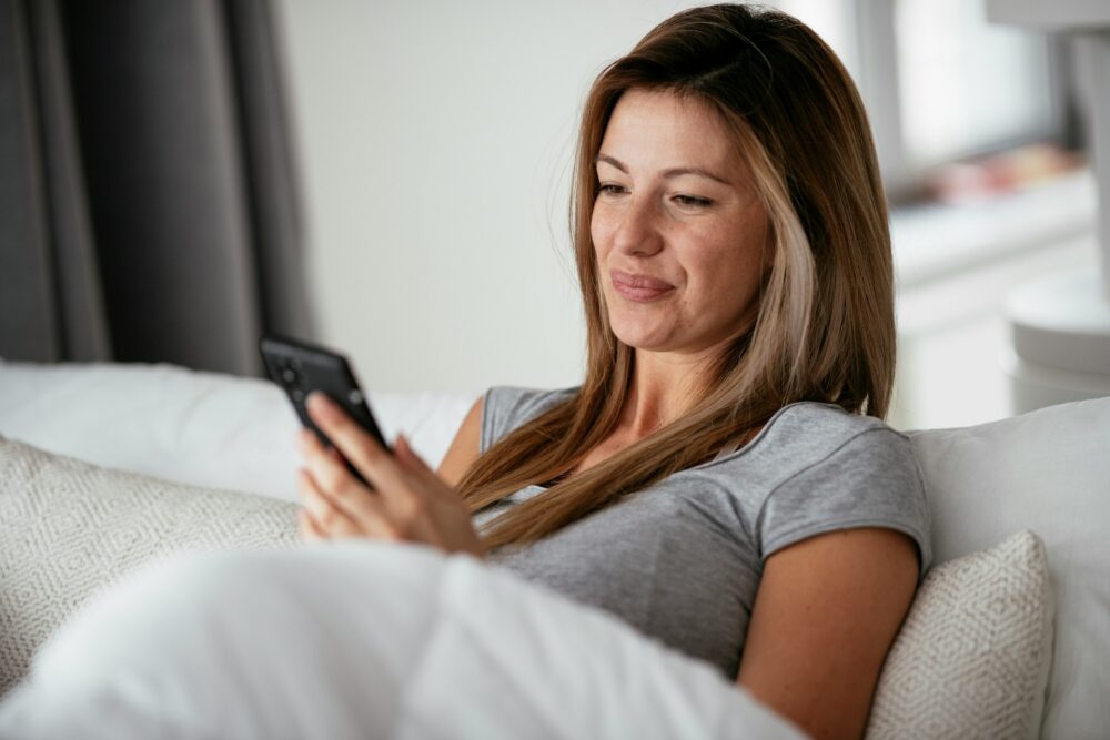 Ik app al 4 jaar met een man die ik nooit heb ontmoet